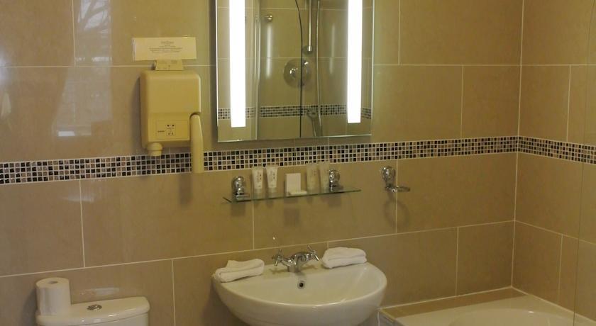 Leixlip House Hotel Стая снимка