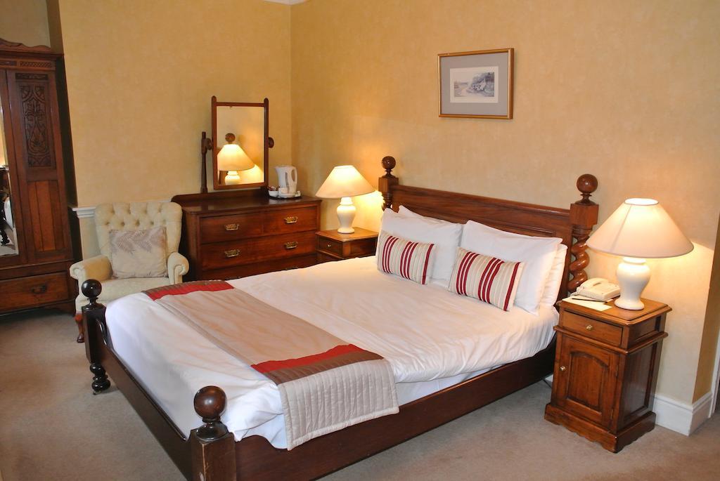 Leixlip House Hotel Стая снимка