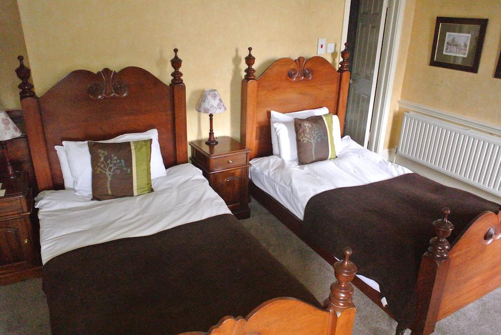 Leixlip House Hotel Стая снимка