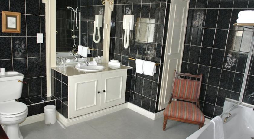 Leixlip House Hotel Стая снимка