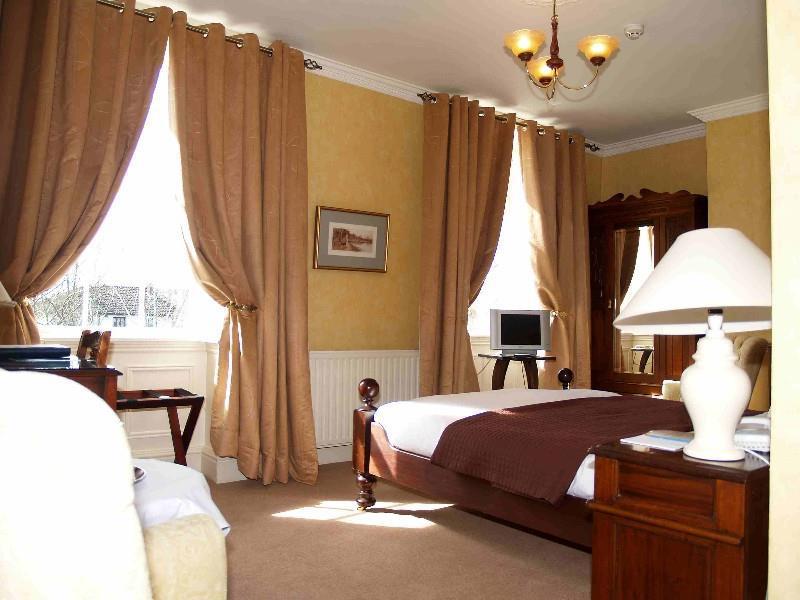Leixlip House Hotel Стая снимка